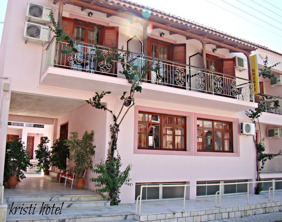 Apartamento Kristi Poros  Exterior foto